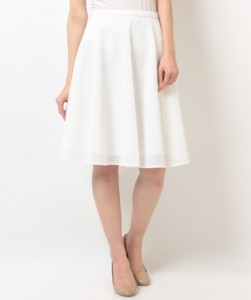 白スカートを可愛く履きこなそう！話題のモテる白スカートコーデを紹介♪